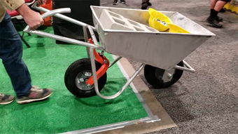 外國人發(fā)明手推車,干活效率提升10倍,造價20元